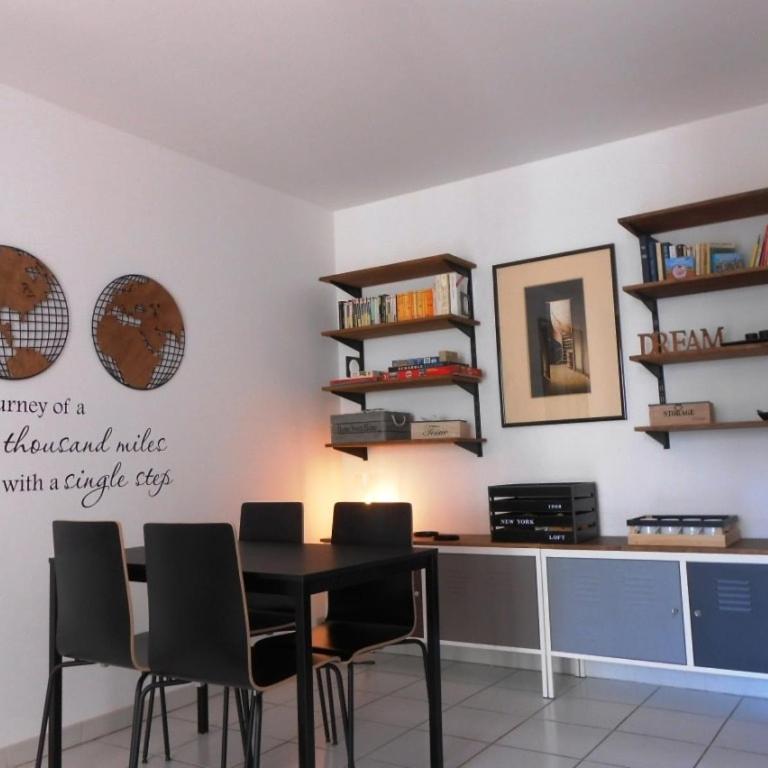 T2 standing 50m2, parking, centre-ville, au calme - Apartment mit 1 Schlafzimmer - 13