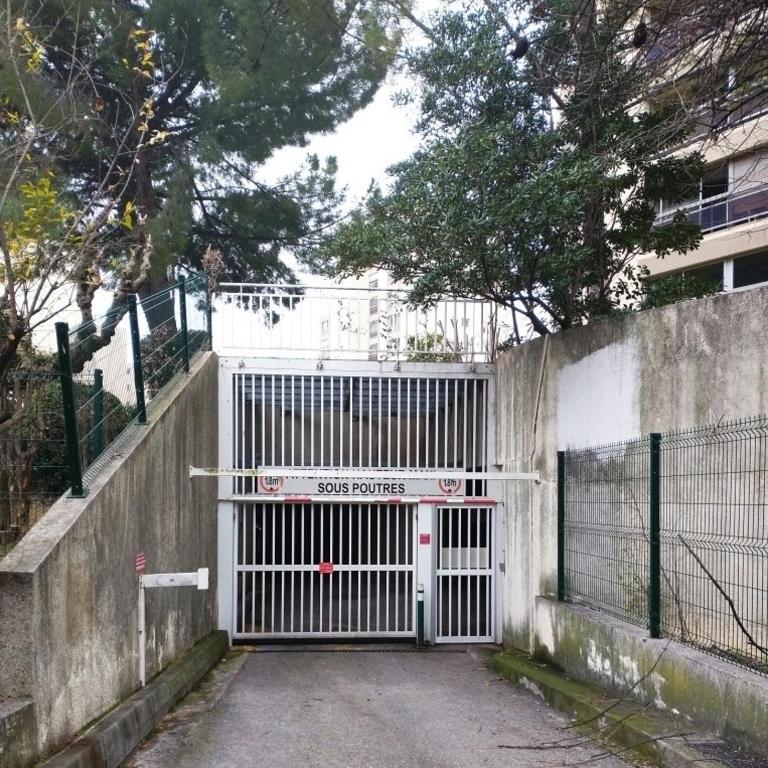 T2 standing 50m2, parking, centre-ville, au calme - Apartment mit 1 Schlafzimmer - 22
