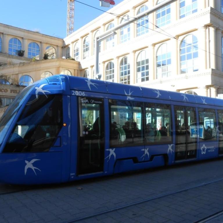 T2 standing 50m2, parking, centre-ville, au calme - Apartment mit 1 Schlafzimmer - 33