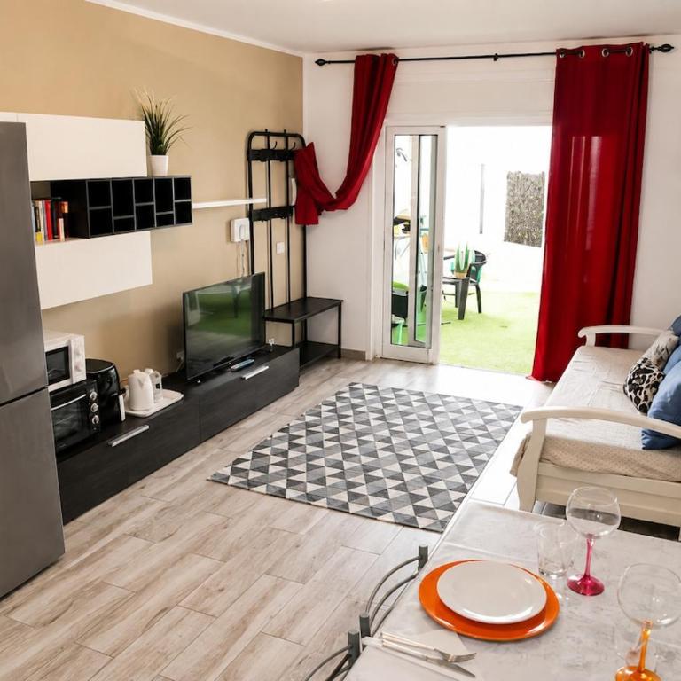 Los Cristianos Colina Pool Apartment - Two-Bedroom Apartment - 6