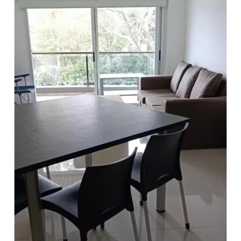 Veneto Village - One-Bedroom Apartment - 2
