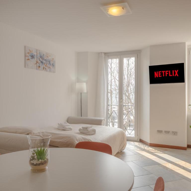 Lake Como View - Suite Lakefront - Station 5', Wifi - Appartamento con 2 Camere da Letto e Vista Lago - 8