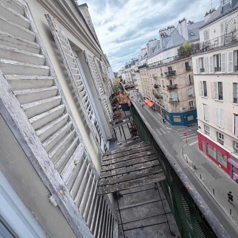 Charming apartment in a very good location - Living room and 1 bedroom - Appartement 1 Chambre - 7