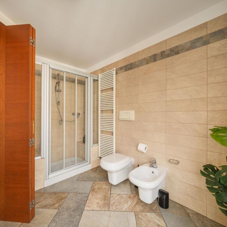 Lake Como View - Suite Lakefront - Station 5', Wifi - Appartamento con 2 Camere da Letto e Vista Lago - 33