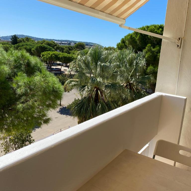 Studio coquet avec balcon vue sur Mont St Clair- Sète, avec climatisation, Très proche des Thermes - Appartement 1 Chambre - 6
