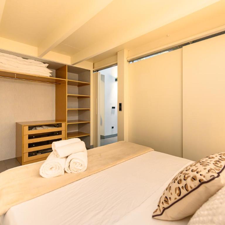 ESA121ID - Amplio Dúplex de 3 dormitorios en el Centro de Madrid - Alquiler temporal - Appartement 3 Chambres - 28