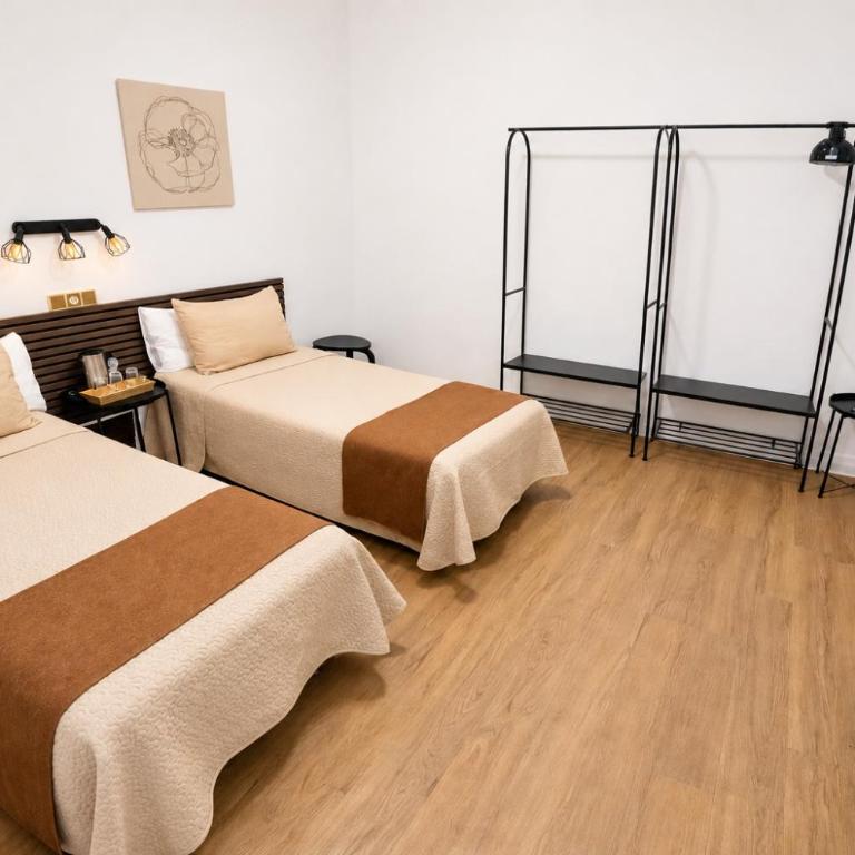 Hostal Prada - Dreibettzimmer - 3