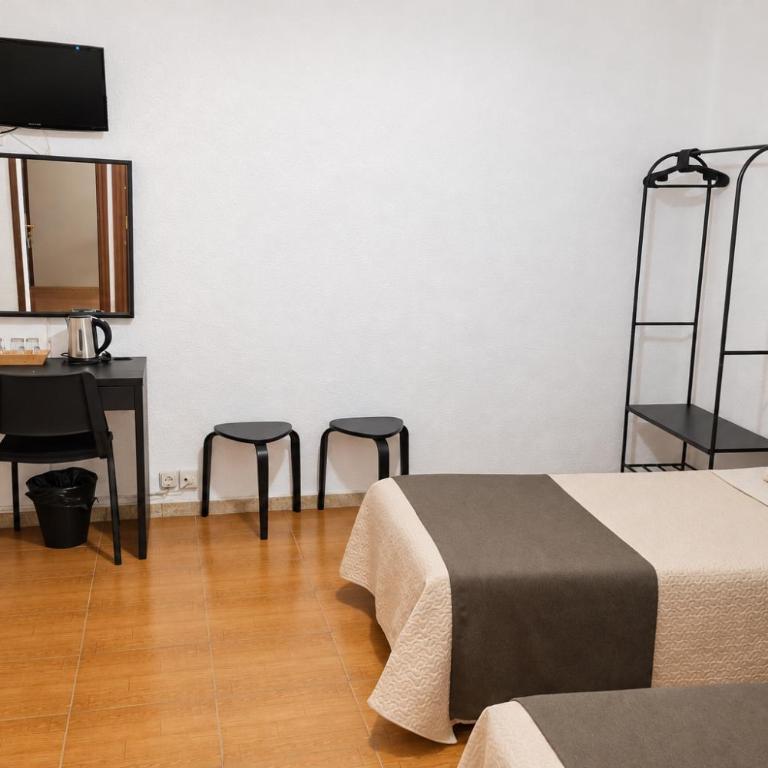 Hostal Prada - Dreibettzimmer - 5