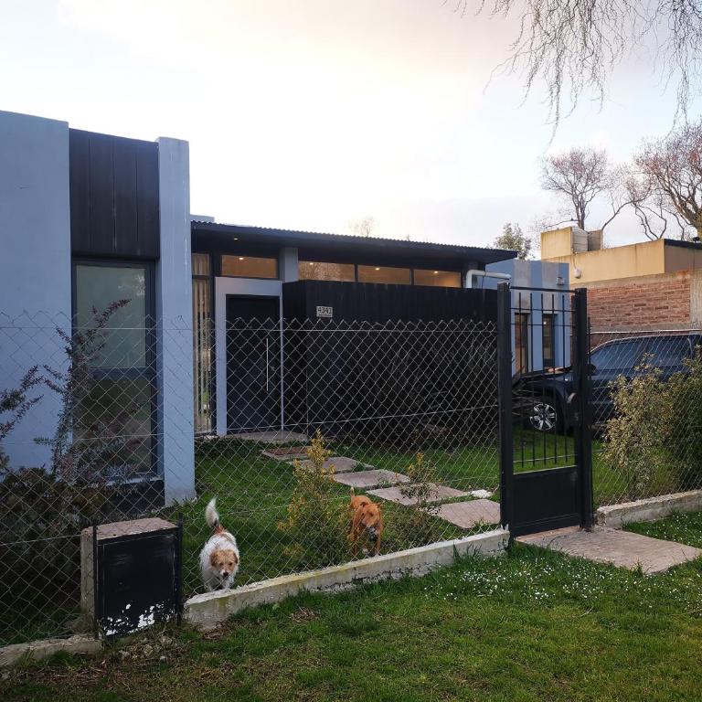 Casa moderna cerca del mar - Two-Bedroom House - 1