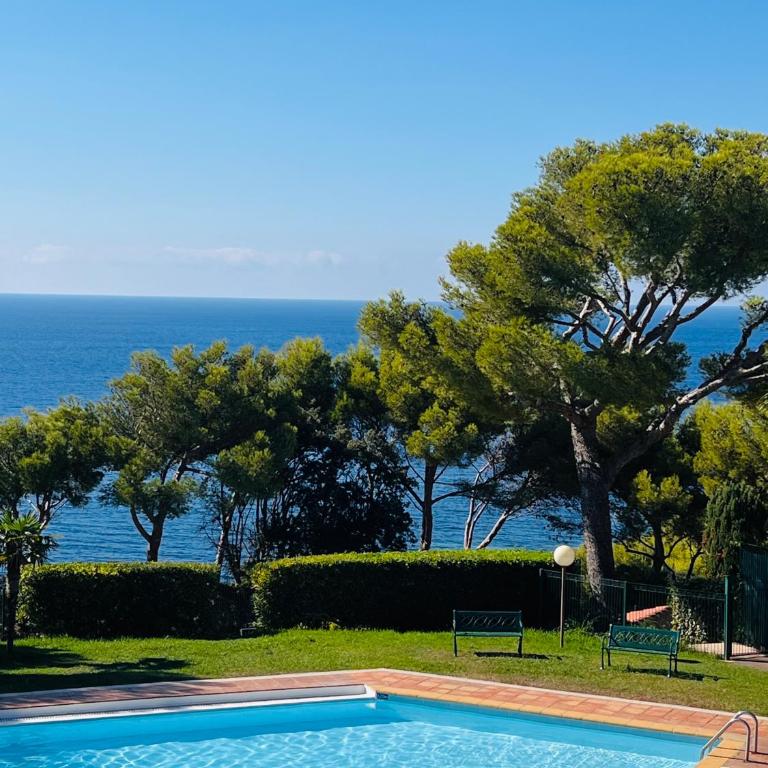 Apartment with Terrace, Sea View, swimming-pool & Sunset - Appartement 2 Chambres - 37
