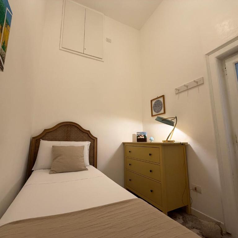 Lux Domus - Two-Bedroom Apartment - 23