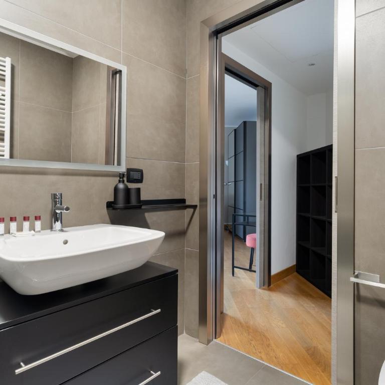 GuestHost - Traiano Comfy and Bright Studio - Estudio - 22