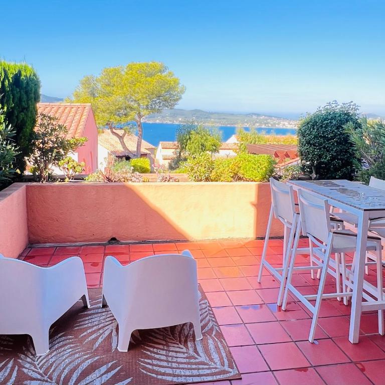 Apartment with Terrace, Sea View, swimming-pool & Sunset - Appartement 2 Chambres - 12