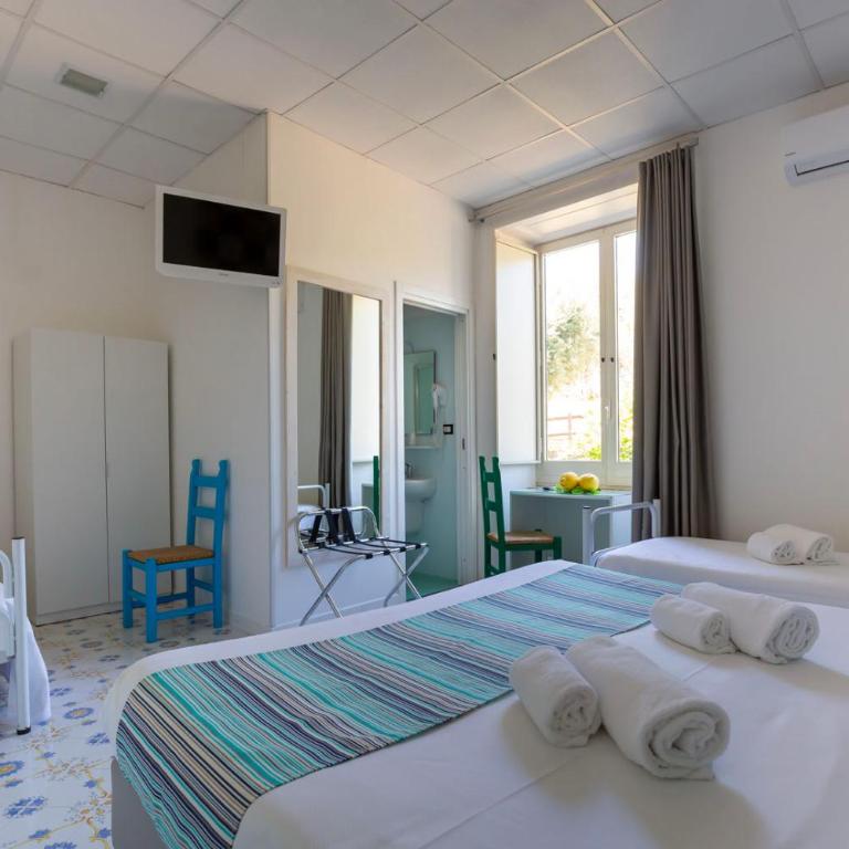 Hotel Spicy - Habitación Cuádruple Estándar - 1