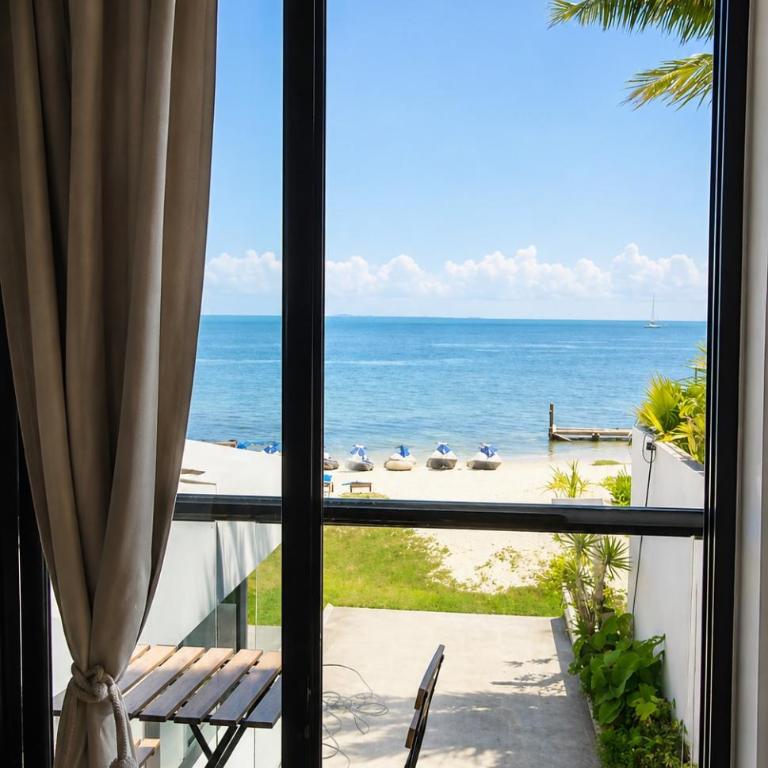 Casa Playa en Zona Hotelera de Cancún - Studio Apartment with Sea View - 28