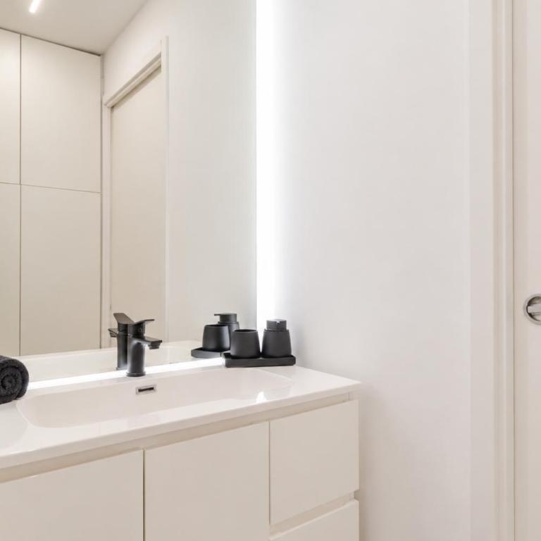 Bright & Modern Loft in the Heart of Turin - Appartamento con 1 Camera da Letto - 42