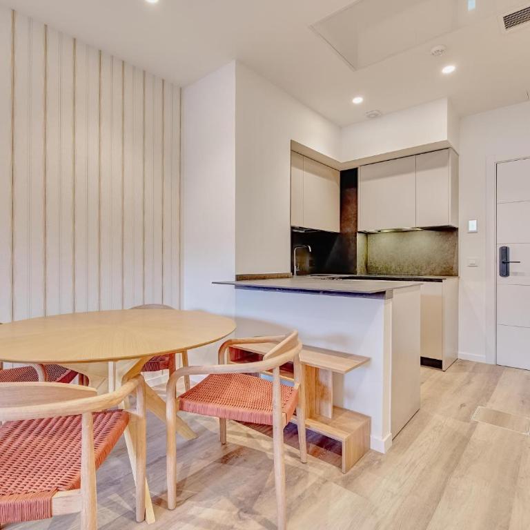 Apartamentos Adakairu Pamplona by Clabao - Apartamento de 2 dormitorios - 40