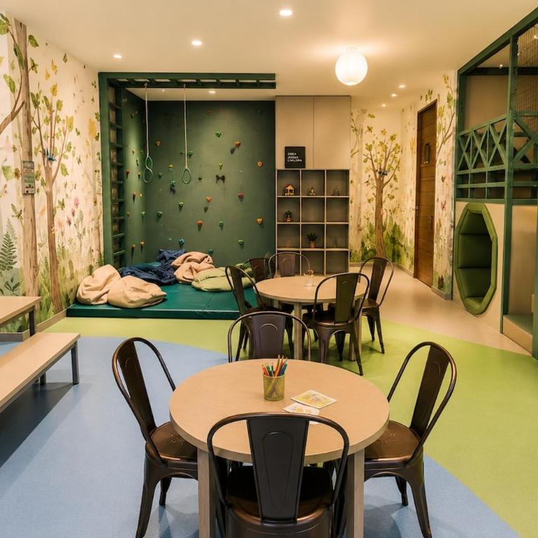 Polanco Condo Heated Pool, Jacuzzi, Near Antara - Apartment - 79