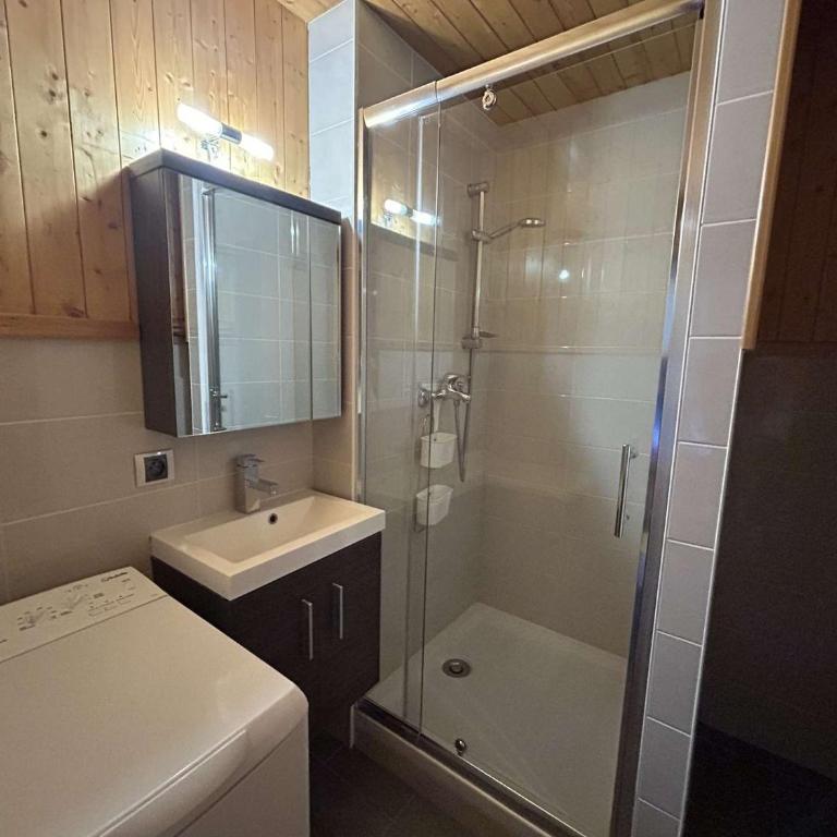 Appartement lumineux proche pistes - 6 pers. - Appartamento con 2 Camere da Letto - 24