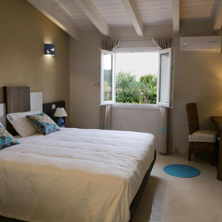 Avion B&B - Double Room with Garden View - 1