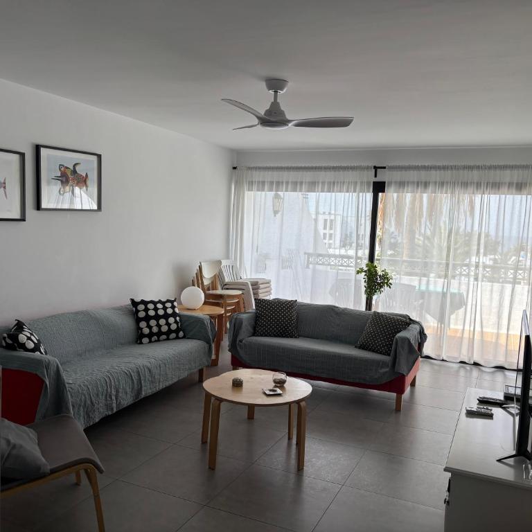 Bonito y espacioso apartamento al lado de la playa. - Appartement 2 Chambres - 16