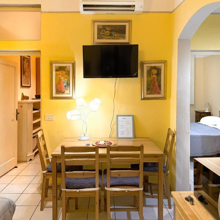 Il Guelfo Central Apts Near SMN & Fortezza da Basso - Two-Bedroom Apartment - 32