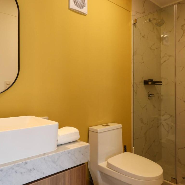 Prime 2BR with Balcony in Miraflores - Two-Bedroom Apartment with Balcony - 14