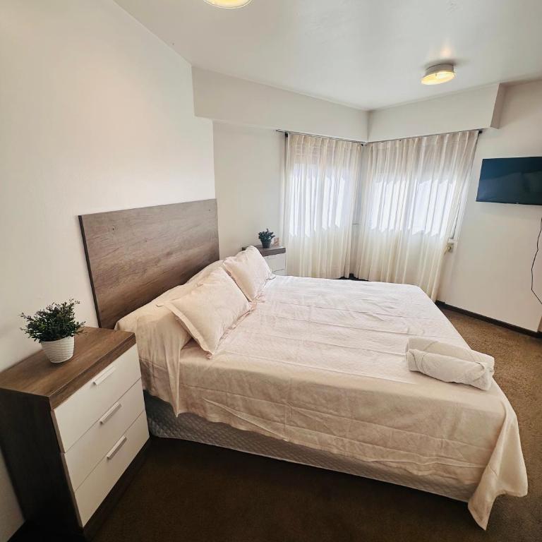 Departamento premium, Patio Olmos shopping !! - Three-Bedroom Apartment - 11