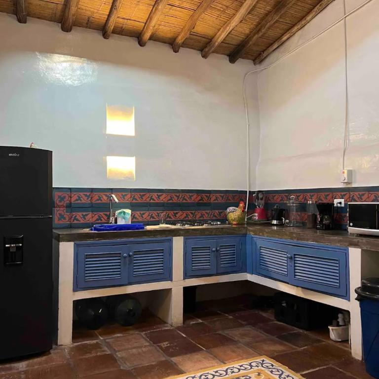 Beautiful Colonial House from the XVIII Century - Three-Bedroom House - 4