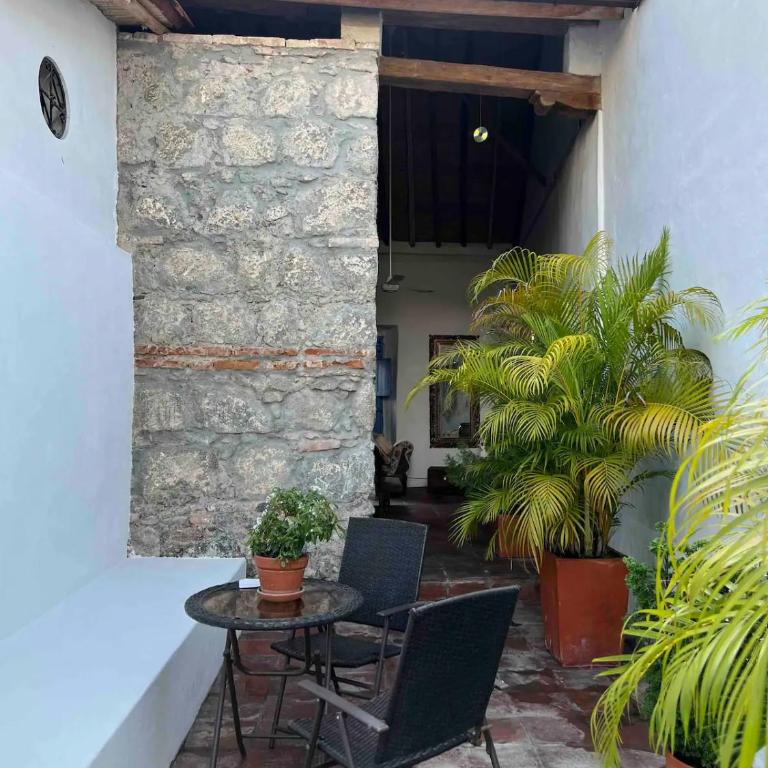 Beautiful Colonial House from the XVIII Century - Three-Bedroom House - 7