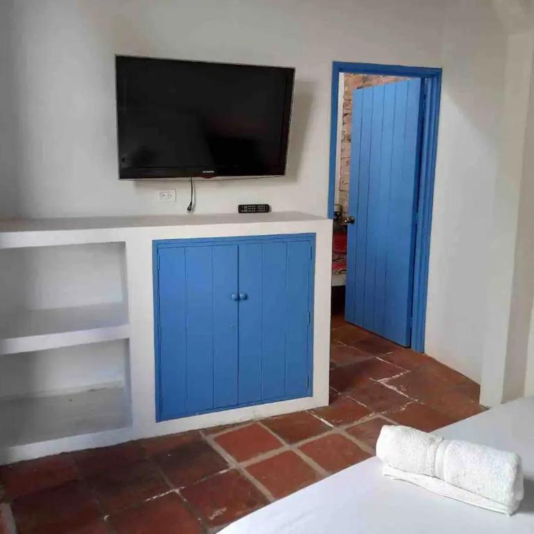 Beautiful Colonial House from the XVIII Century - Three-Bedroom House - 9