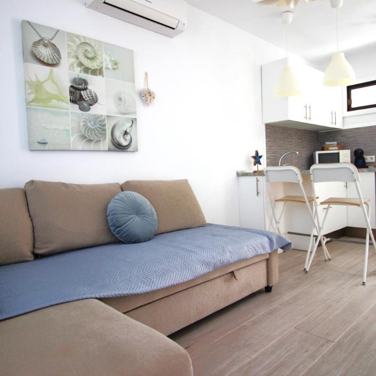 Blue Harmony Apartment - One-Bedroom Apartment - 3