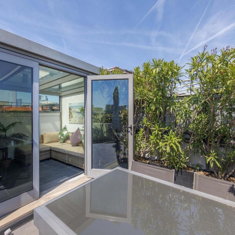 Penthouse - Terrace - 3 min to Metro - Central Station - Apartamento de 2 dormitorios con terraza - 28