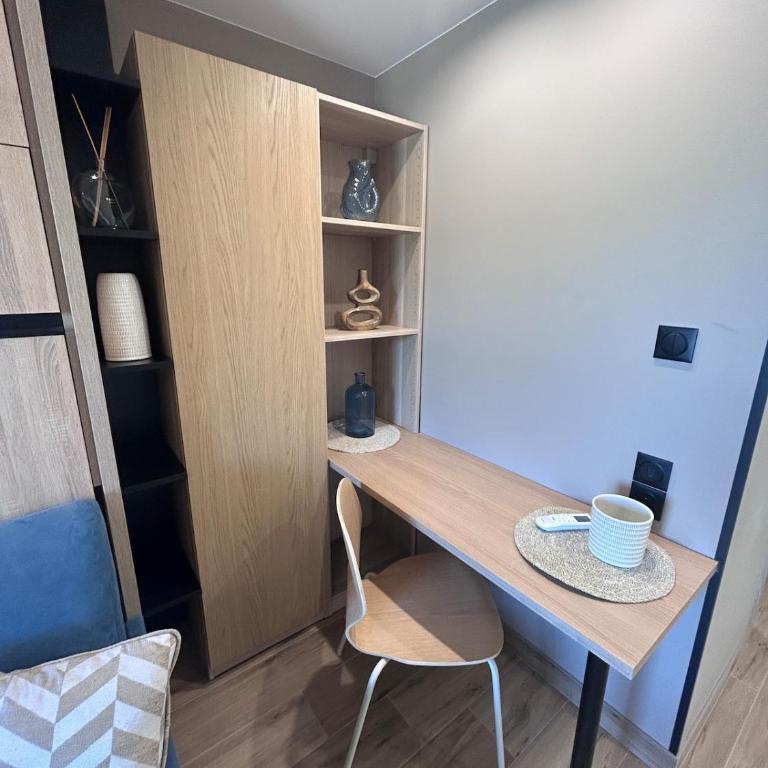 PLEIN SOLEIL climatisé piscine parking - Appartement 1 Chambre - 8
