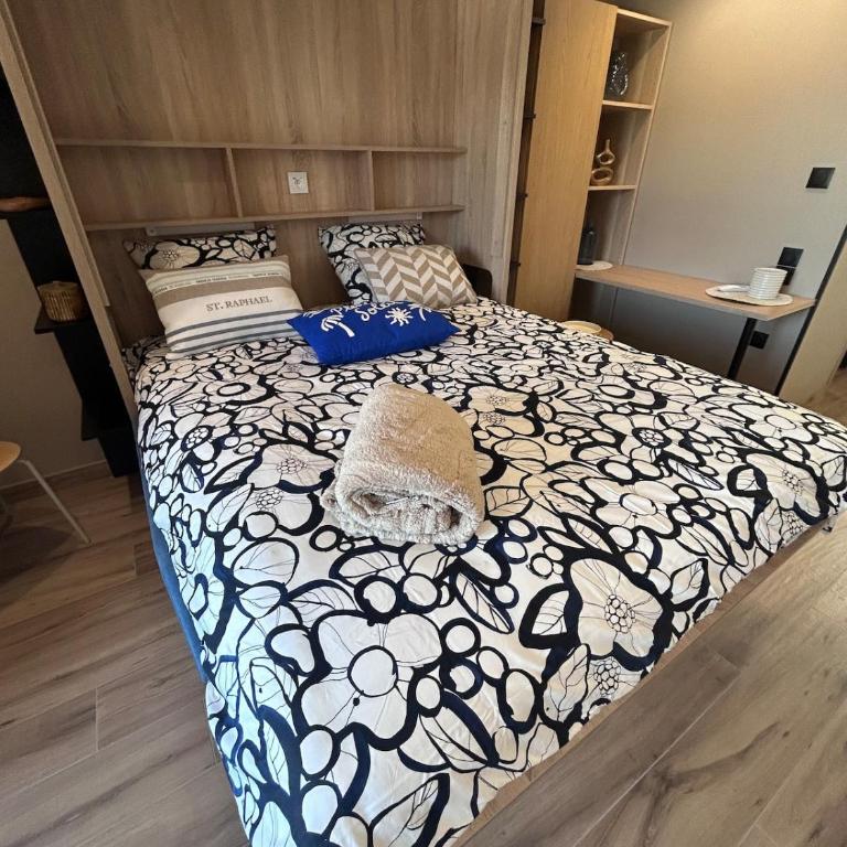 PLEIN SOLEIL climatisé piscine parking - Appartement 1 Chambre - 26