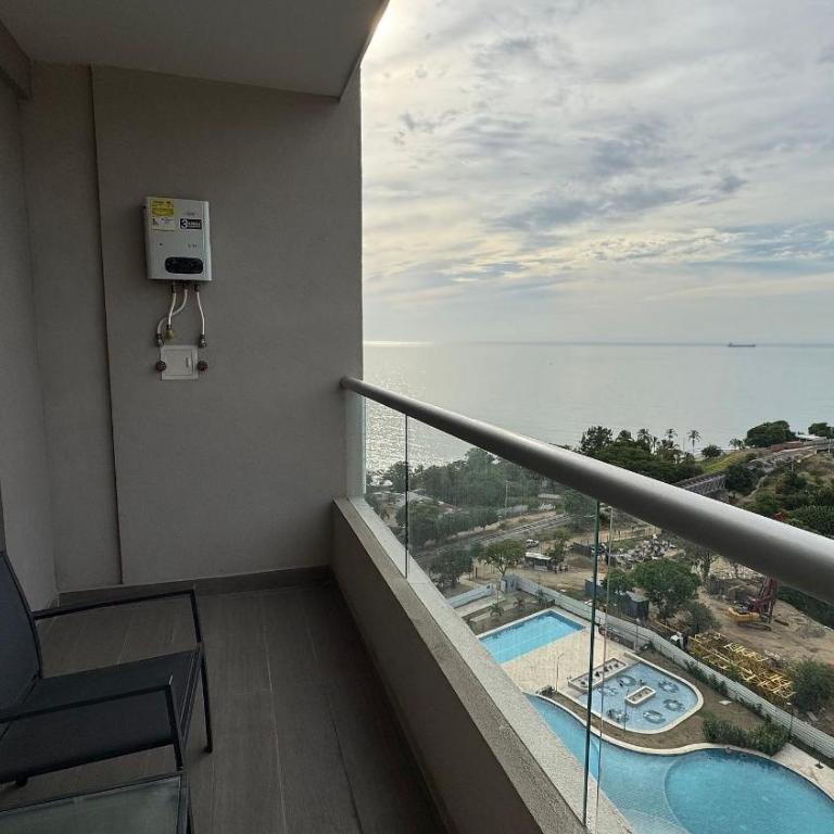 Apartaloft Facing the Sea & Pools | Don Jaca - One-Bedroom Apartment - 21