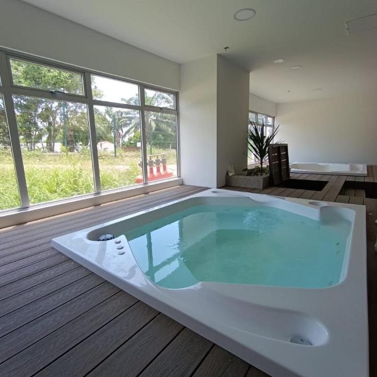 Apartaloft Facing the Sea & Pools | Don Jaca - One-Bedroom Apartment - 51