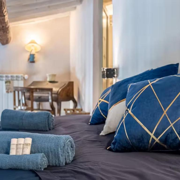 Dimora Ognissanti, Charme x4, soli 5 min SMN, WiFi - Appartamento con 1 Camera da Letto - 3
