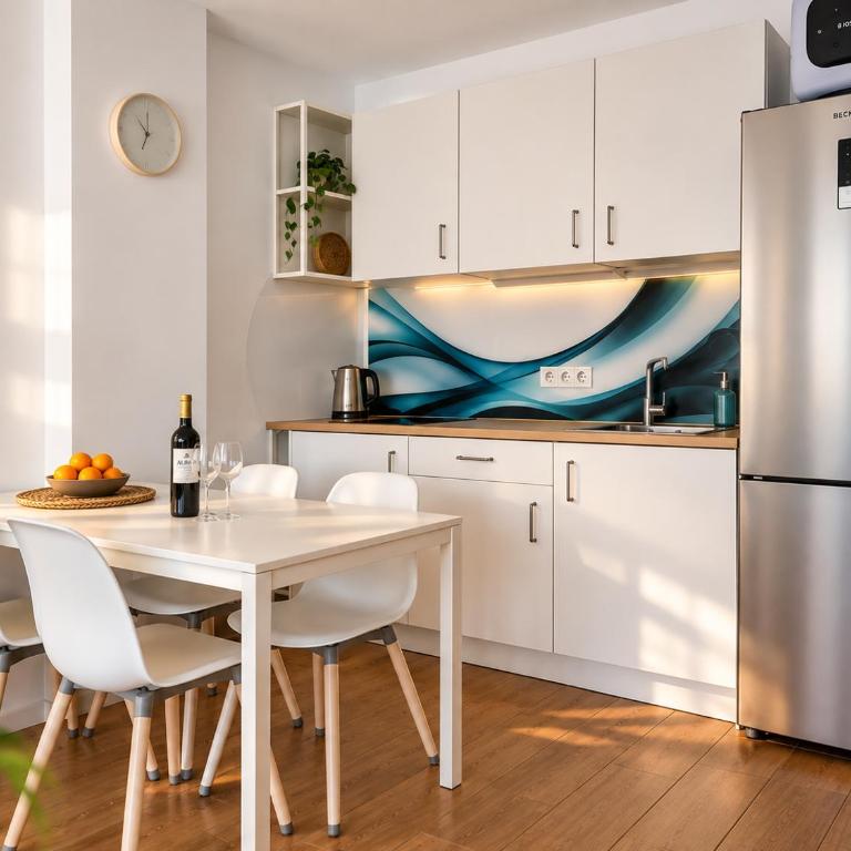Sunny Suite Tanife by Yumbo - One-Bedroom Apartment - 3
