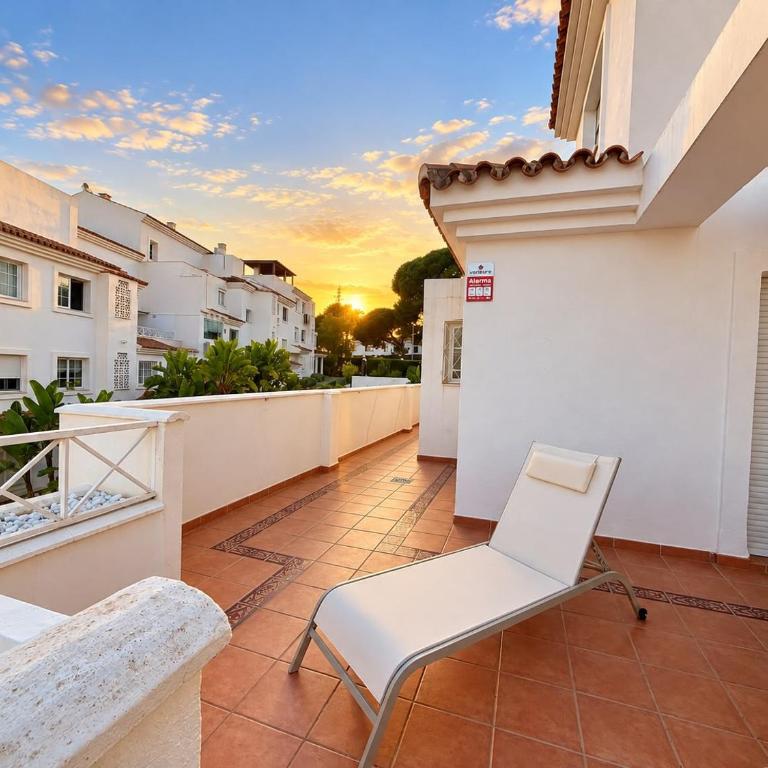 Apartamento Japandi style en Rio Real Golf Marbella - Rio Real 19 - Apartamento de 2 dormitorios con terraza - 12