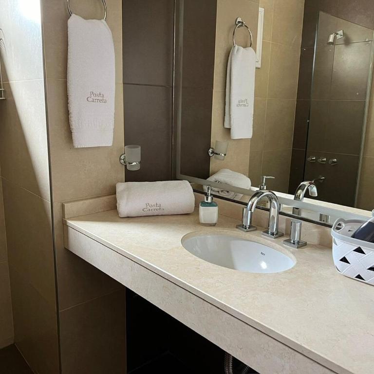 Apart frente al rio Miami Beach & Sierras - Two-Bedroom Apartment - 2