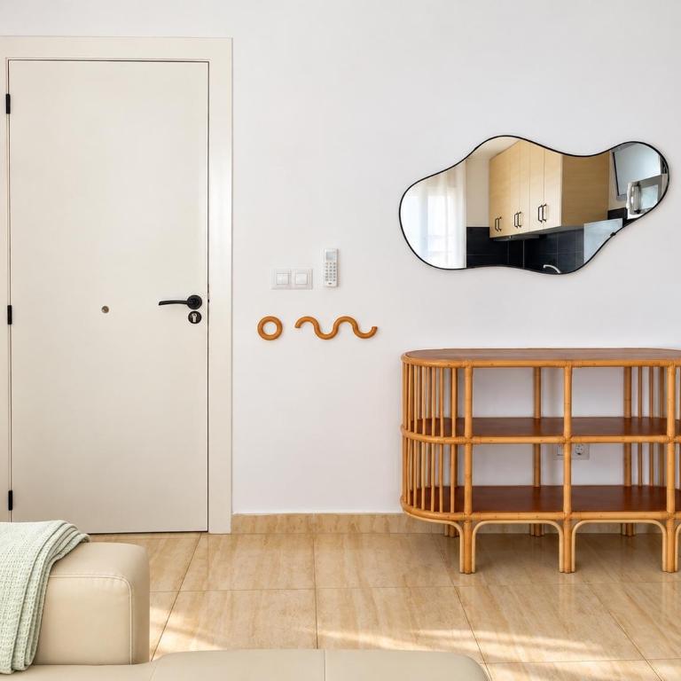 Sènia Central Apartment, Lloret de Mar - 4 Min Walk to the Beach - Appartement 1 Chambre - 12
