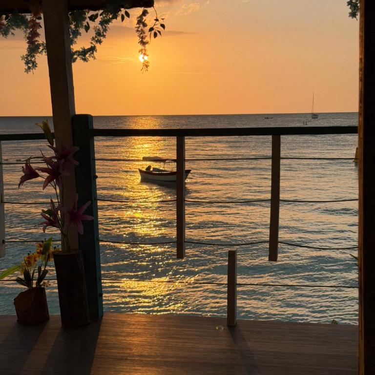 Hostal sirena baru - Double Room with Balcony and Sea View - 2