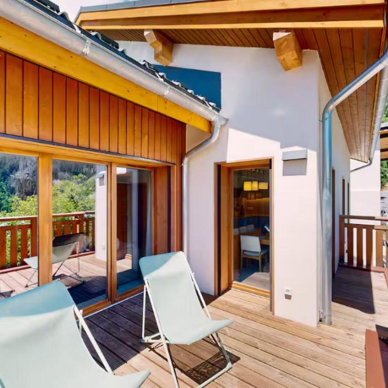 Appartement Carlos Résidence Pierre ChamoniX - Three-Bedroom Apartment - 21