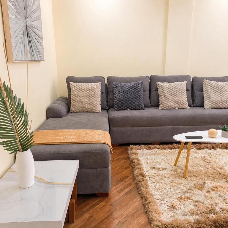 Amplio departamento CENTRO NORTE con PARQUEADERO - Two-Bedroom Apartment - 14