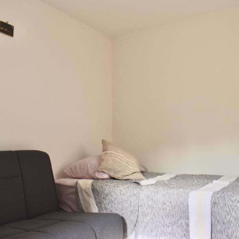 Quiote 1808 - Chambre Simple avec Salle de Bains Commune - 1