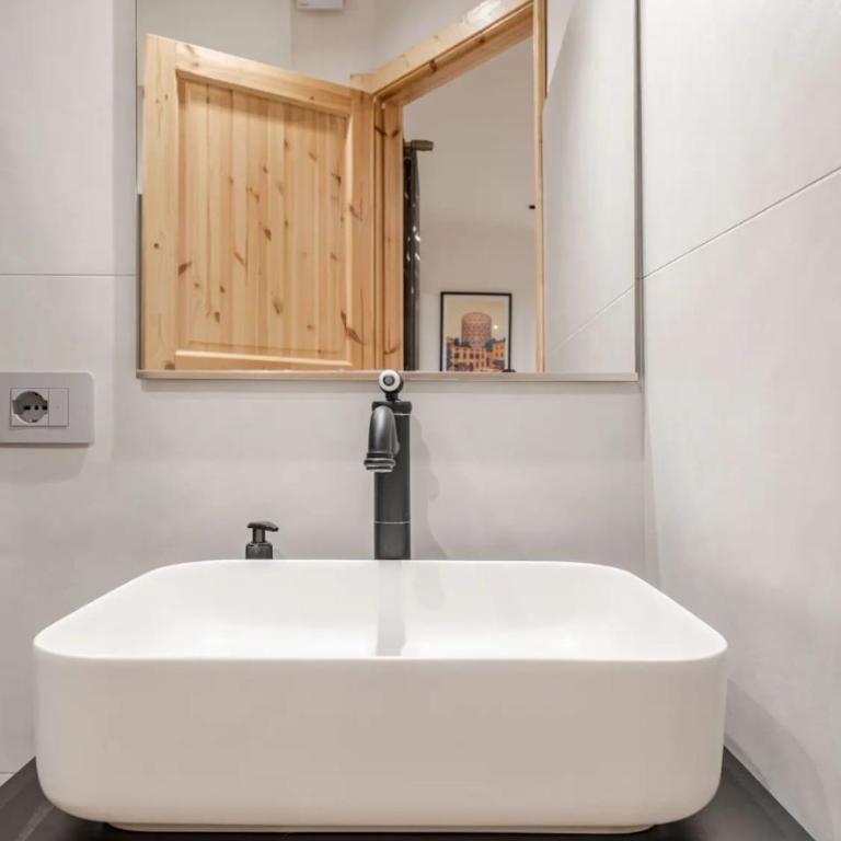 Studio Flat Rome Metro Garbatella - One-Bedroom Apartment - 36