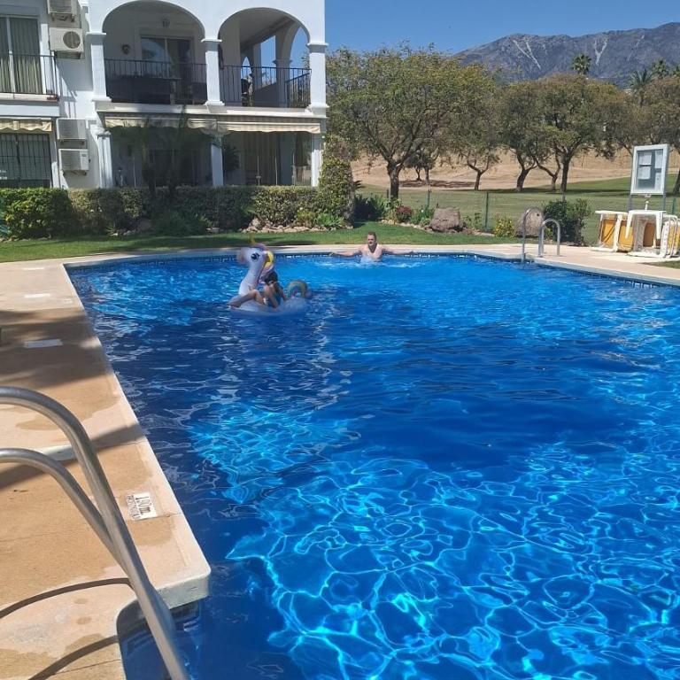 Bright apartment near swimming pool and golf course - Apartamento Familiar de 2 dormitorios con vistas - 12
