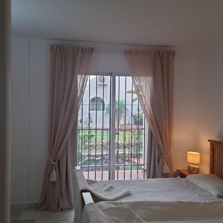 Bright apartment near swimming pool and golf course - Apartamento Familiar de 2 dormitorios con vistas - 28