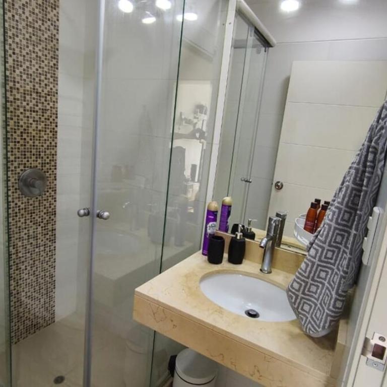 Room in a private apartment with bathroom and terrace Miraflores - Habitación Doble con terraza - 10